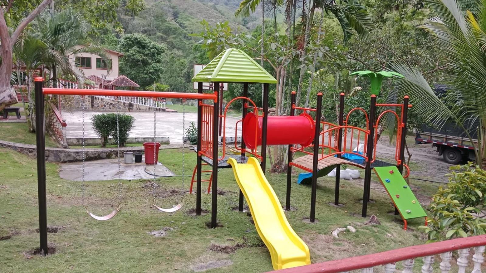 Hotel Campestre La Gaitana Tobia Kültér fotó