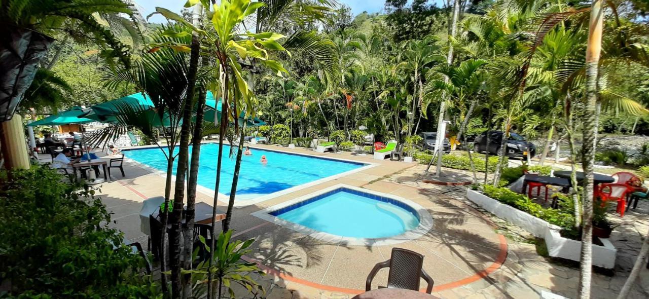 Hotel Campestre La Gaitana Tobia Kültér fotó